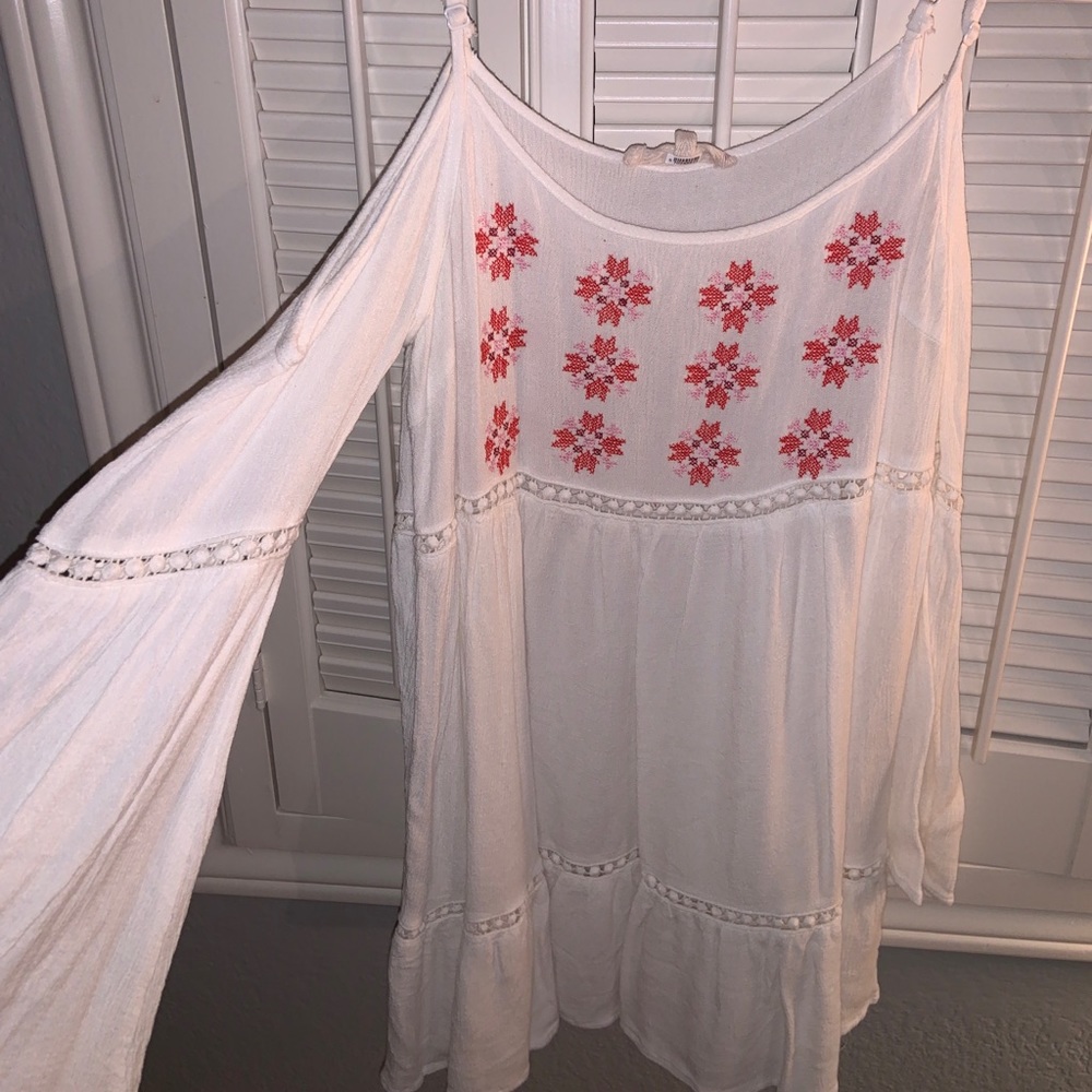 long sleeve top with cut shoulders